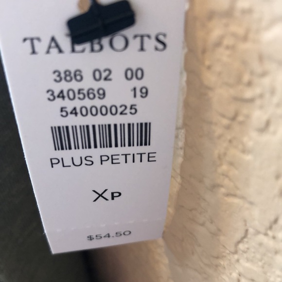 NWT V-Neck Short-Sleeve Tee Petite Plus Size X Olive Green - Picture 4 of 6